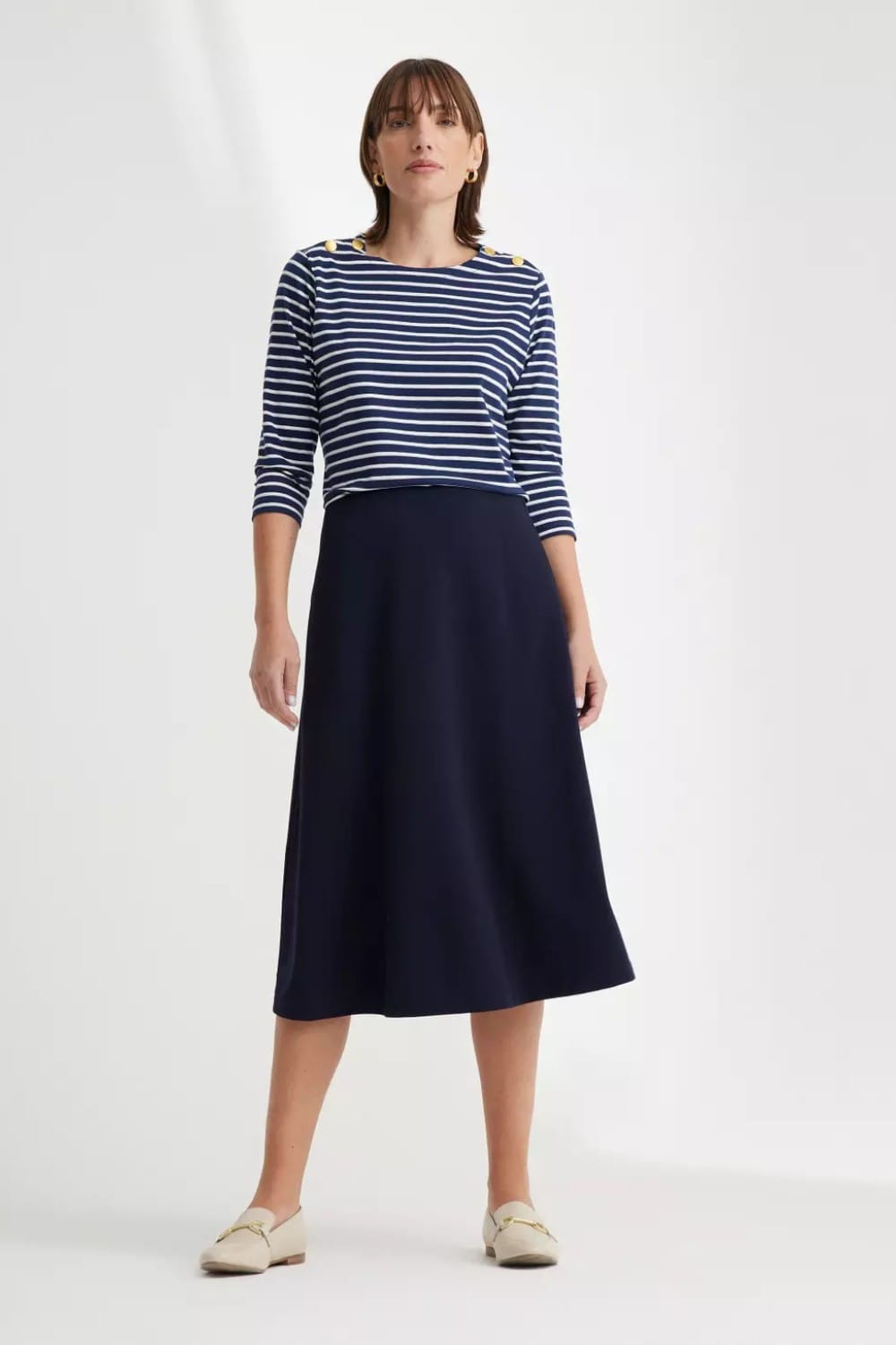 Faldas que favorecen al cuerpo de pera o silueta tri&aacute;ngulo